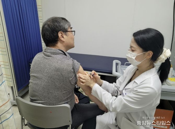 대상포진 예방접종 현장 사진