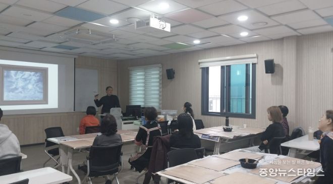 양주시 덕정도서관, 미술창작스튜디오와 업무협약, 2026년 지역협력 문화예술 프로그램 운영